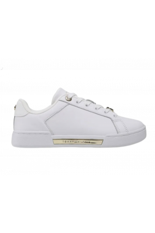 TOMMY HILFIGER CORT SNEAKER WITH LACE HANDWARE - WHITE/GOLD 0K6