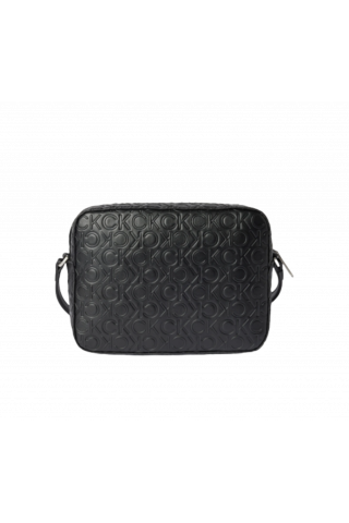 CALVIN KLEIN  - RE-LOCK CAMERA BAG W/FLAP-EMB MN K60K610921_BAX