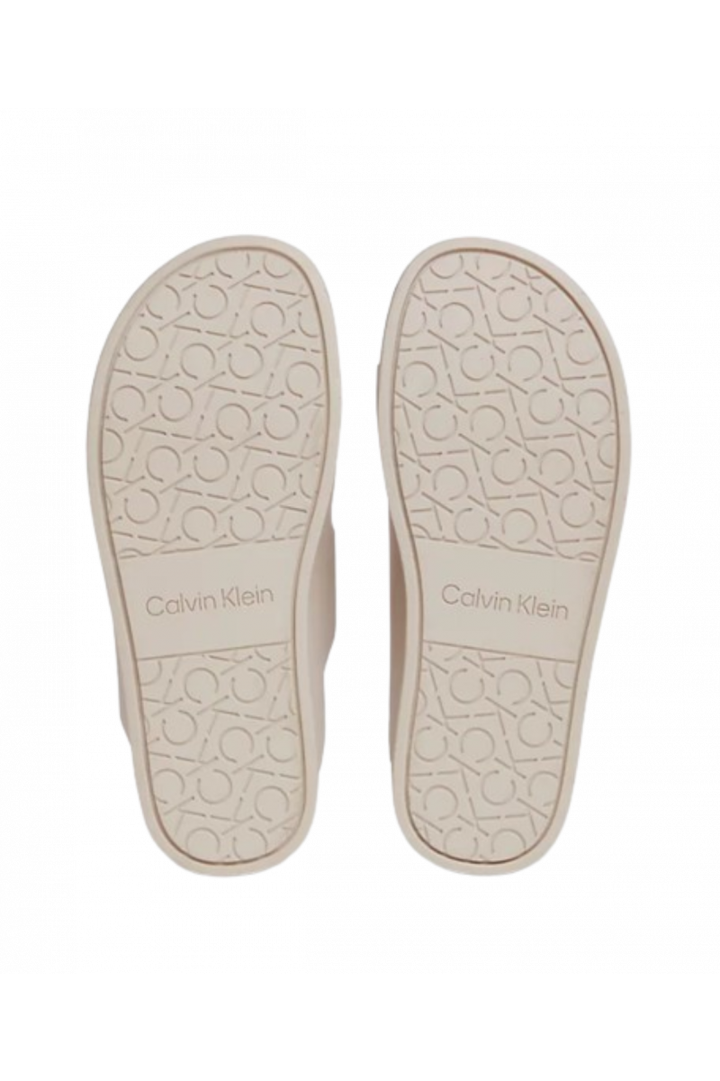 CALVIN KLEIN - FLAT ADJ SLIDE CALVIN MTL LTH STONY BEIGE