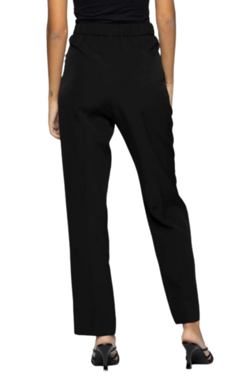 KOCCA BELFIORE NERO PANT ITALY